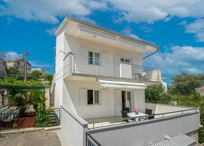 Appartement Slavica-1 By Interhome